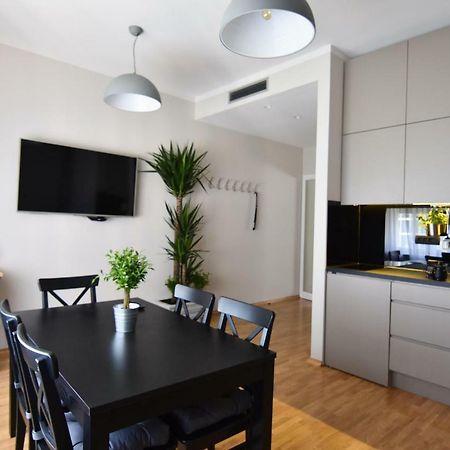 Karlo Main Square Apartments 1 萨格勒布 外观 照片