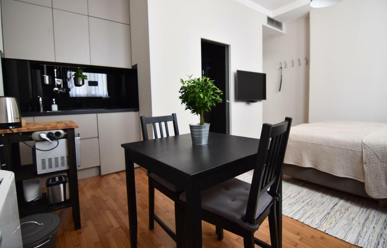 Karlo Main Square Apartments 1 萨格勒布 外观 照片